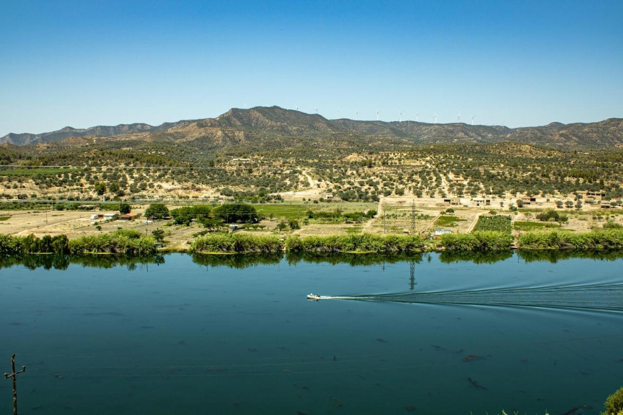 Casa Rural Griso Riba-roja d'Ebre 外观 照片