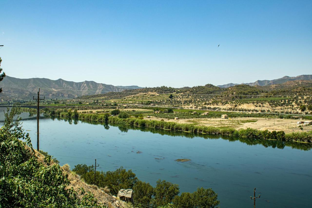 Casa Rural Griso Riba-roja d'Ebre 外观 照片